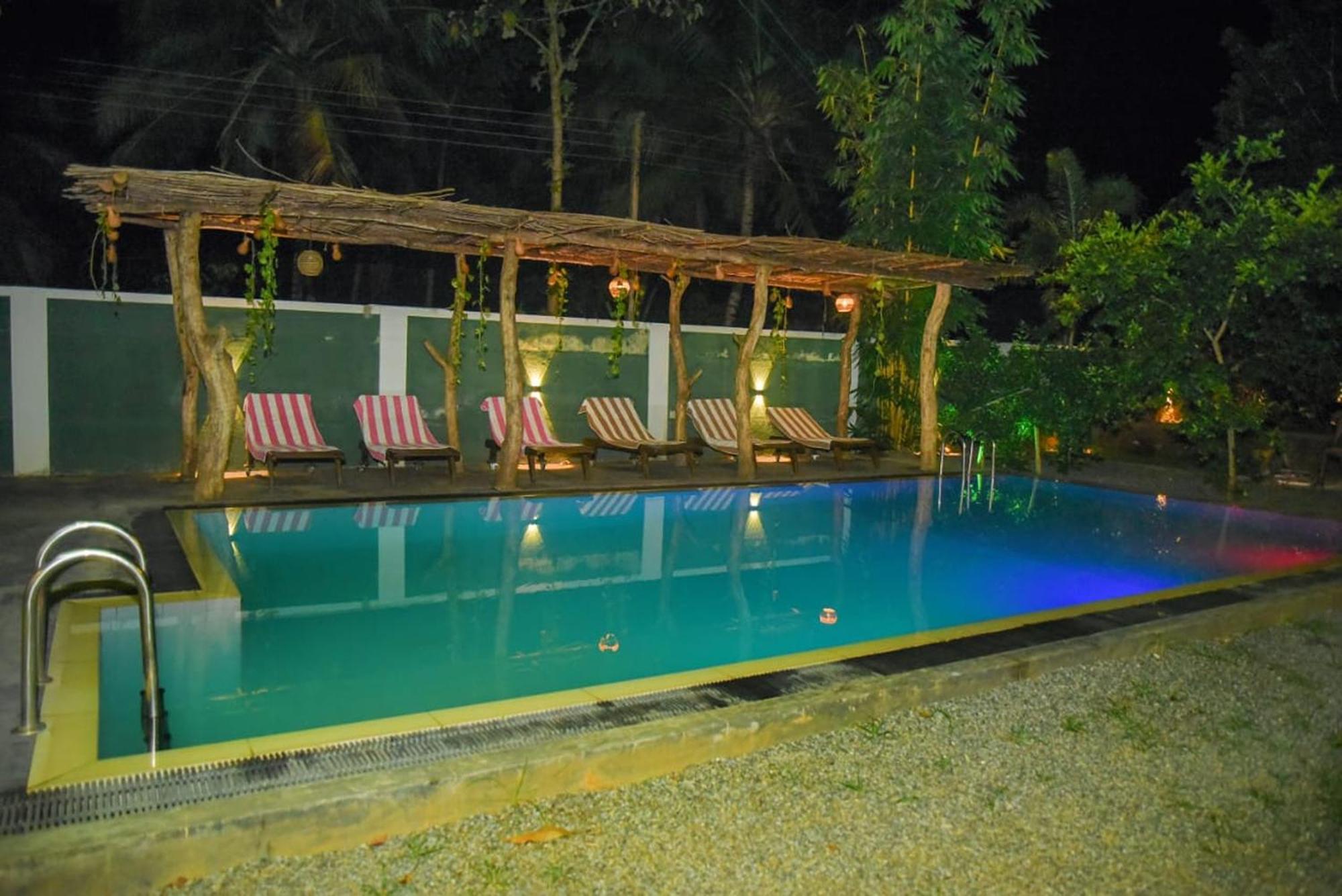 Lily Resort 우다왈라웨 외부 사진